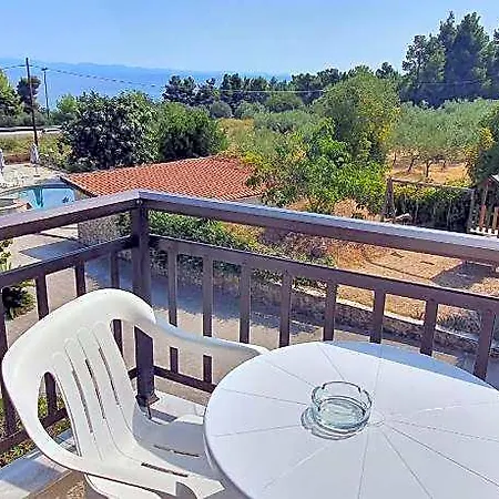 Pashos Hotel 3*