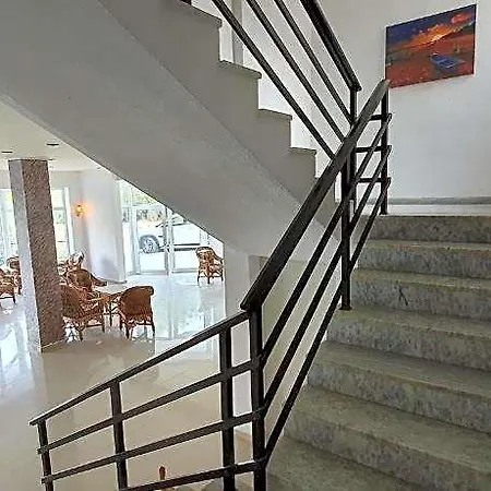 Pashos Hotel 3*
